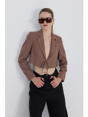 Kahverengi Keten Görünümlü %100 Pamuk Bağlama Detaylı Crop Blazer Ceket 7070