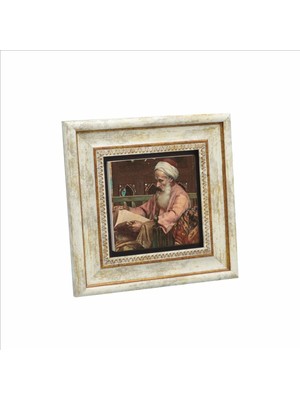 Kitap Okuyan Adam Baskılı Doğaltaş Tablo 20CMX20CM KRT-130