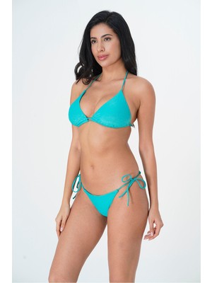 2025 Kreasyonu Açık Mavi Düz Üçgen Brazilian Bikini Takımı