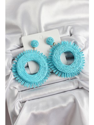 Mavi Püsküllü Halka Figürlü Hasır Örgü Model Gold Renk Kadın Küpe