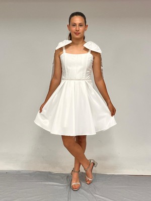Butik Happy Kids Kız Çocuk Abiye Askılı Krem Parlak Kumaş Kısa Askısı Kurdela Detaylı Abiye Elbise 10-15 Yaş