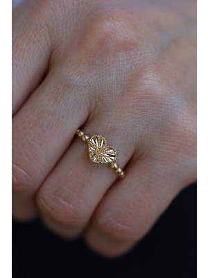 14 Ayar Altın Top Dizili Işıltılı Kalpli Yüzük