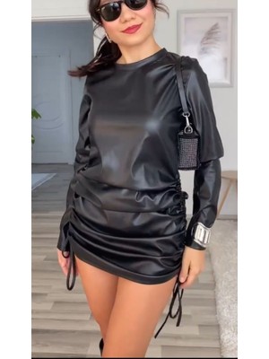 Gelirr Kadın Uzun Kollu Bisiklet Yaka Yandan Büzgülü Kısa Deri Elbise