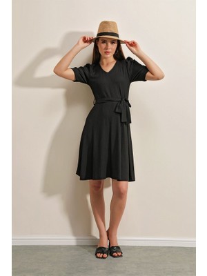 Gelirr 2370 Kuşaklı Örme Elbise - Siyah