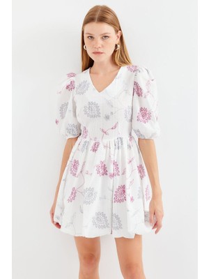 Gelirr 2506 Desenli V Yaka Mini Kloş Elbise - Ekru