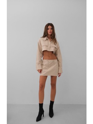 Gelirr Düğme Detay Crop Ceket