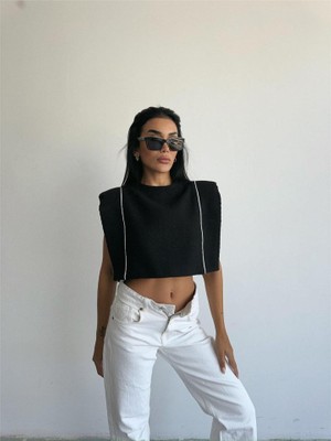 Gelirr Chanel Vatkalı Crop Bluz - Siyah