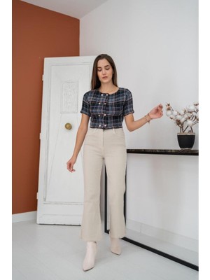 Gelirr Siyah Çizgili ve Düğmeli Bluz