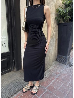 Gelirr Osy Modal Yumuşak Dokulu Kumaş Bisiklet Yaka Sıfır Kolsuz Yırtmaçlı Uzun Elbise - Siyah