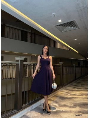 Gelirr Kadın Dalgıç Krep Kumaş Kalp Yaka Askılı Midi Boy Elbise