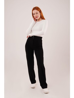 Gelirr Ön Dikiş Detaylı Tek Düğme Siyah Pantolon