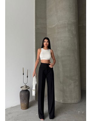 Gelirr Kapalı Geniş Pile Cep Kapak Detaylı Pantolon - Siyah