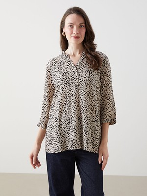 Lc Waikiki Yeni Sezon Kacik Yaka Leopar Desenli Kadin Bluz - S5IU05Z8