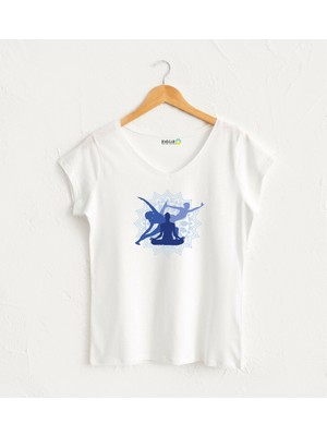 Mavi Yoga Görselli V Yaka Kadın Beyaz Tasarım T-Shirt