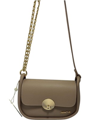 Şık Tasarım Kapaklı Orta Boy Kadın El ve Kol Çantası Vizon