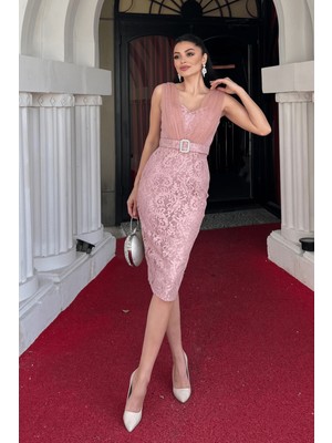 Dantel Kumaş Tül Detaylı Kalem Elbise - Pudra