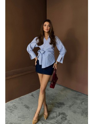 Deridün Yıldız Shoes Çizgili Poplin Kruvaze Bağlamalı Gömlek - Mavi