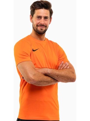 Nike Erkek Tişört Dri-Fit Kumaş