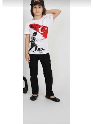 Erkek Çocuk 23 Nisan 29 Ekim 10 Kasım 19 Mayıs Gösteri Kıyafeti T-Shirt Pantolon Takım