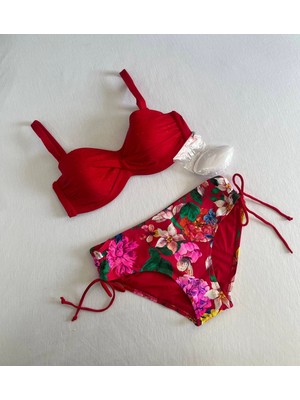 Kadın Kırmızı Taş Işlemeli Çiçek Desenli Bikini Takım HZL25S-LC3368