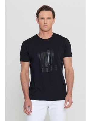 Altınyıldız Classics Erkek Siyah Pamuklu Slim Fit Dar Kesim Bisiklet Yaka Baskılı Esnek Tişört