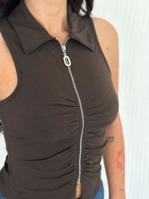 Arben Boutique Yakalı Tam Fermuarlı Kolsuz Bluz - Kahverengi
