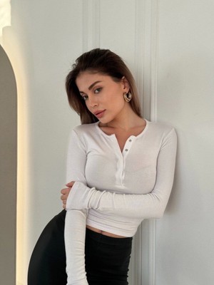 Arben Boutique Cıt Cıt Detaylı Uzun Kollu Crop - Beyaz