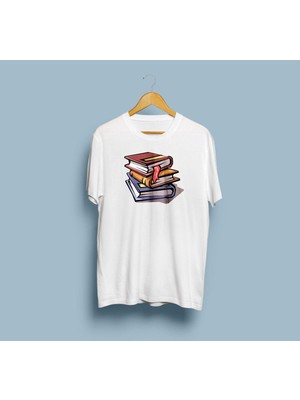 Oversize Üst Üste Kitaplar Baskılı Unisex T-Shirt