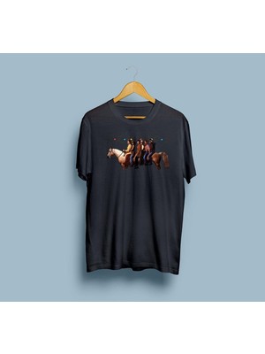 Oversize Friends Logolu ve Karakter Baskılı Unisex T-Shirt