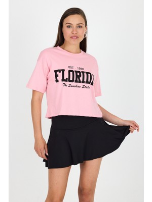 Pembe Yazı Baskılı %100 Pamuk Crop Tişört 9188M