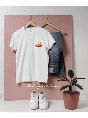 Bahriyeli Collection Oversize Seafood Deniz Yemekleri Logo Cep Tasarımlı T-Shirt