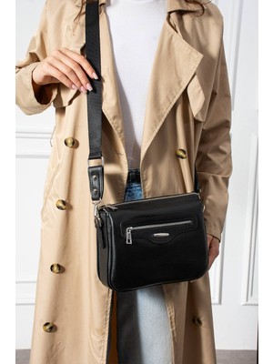 Kadın 5 Gözlü  Omuz Çantası