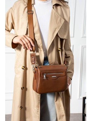 Kadın 5 Gözlü  Omuz Çantası