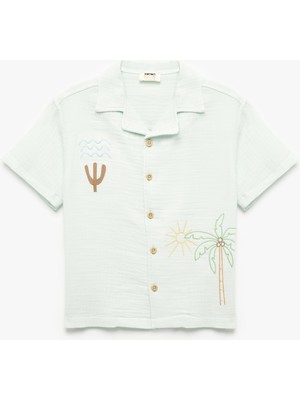 Koton Pamuklu Kısa Kollu Devrik Yaka Nakış Detaylı Gömlek