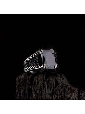 925 Ayar Gümüş Siyah Zirkon Taşlı Yanı Mikro Model Erkek Yüzük