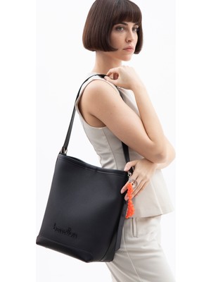 Unıted Colors Of Benetton Kadın Kol Çantası BNT_1528