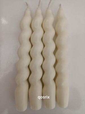 Qosrix 4'lü Açık Krem Italyan Burgulu Şamdan Soya Mumu Doğal Kokulu Uzun Çubuk Konik Burgu Mum Spiral Dekoratif