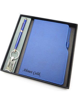 Signator® Codex | N160 Kişiye Özel Defterli Set - Isme Özel Mavi Kalem + Isme Özel Mavi Defter + Isme Özel Anahtarlık| Isme Özel Kutusunda Hediyelik Set