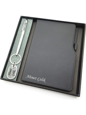 Signator® Codex | N237 Kişiye Özel Defterli Set - Scrikss Isme Özel Gümüş Kalem + Isme Özel Siyah Defter + Isme Özel Anahtarlık | Isme Özel Kutusunda Hediyelik Set
