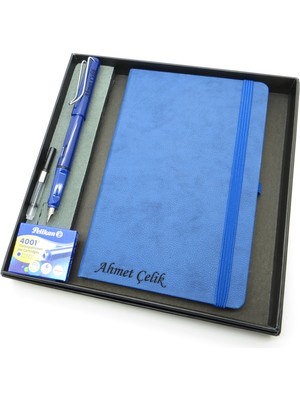 Signator® Codex | N301 Kişiye Özel Defterli Set - Isme Özel Mavi Dolma Kalem + Isme Özel Mavi Defter + Yedek Kartuş| Isme Özel Kutusunda Hediyelik Set