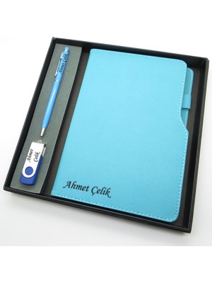 Signator® Codex | N177 Kişiye Özel Defterli Set - Isme Özel Turkuaz Kalem + Isme Özel Turkuaz Defter + Isme Özel 32 GB USB Bellek | Isme Özel Kutusunda Hediyelik Set