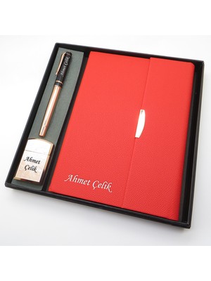 Signator® Codex | N334 Kişiye Özel Defterli Set - Isme Özel Gold Kalem + Isme Özel Kırmızı Defter + Isme Özel Gold Çakmak | Isme Özel Kutusunda Hediyelik Set