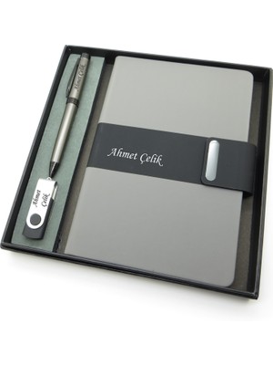 Signator® Codex | N379 Kişiye Özel Defterli Set - Isme Özel Gri Kalem + Isme Özel Gri Defter + Isme Özel 32 GB USB Bellek | Isme Özel Kutusunda Hediyelik Set