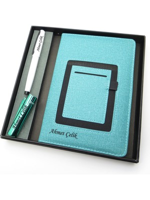 Signator® Codex | N352 Kişiye Özel Defterli Set - Isme Özel Beyaz Kalem + Isme Özel Turkuaz Defter + Isme Özel Yeşil Çakmak | Isme Özel Kutusunda Hediyelik Set
