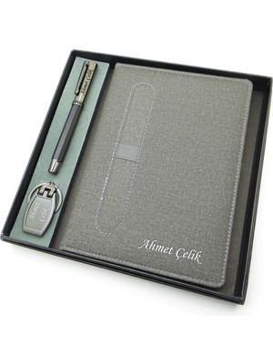 Signator® Codex | N343 Kişiye Özel Defterli Set - Isme Özel Gri Kalem + Isme Özel Gri Defter + Isme Özel Anahtarlık | Isme Özel Kutusunda Hediyelik Set