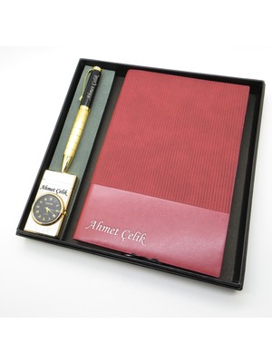 Signator® Codex | N326 Kişiye Özel Defterli Set - Isme Özel Gold Kalem + Isme Özel Kırmızı Defter + Isme Özel Gold Çakmak | Isme Özel Kutusunda Hediyelik Set