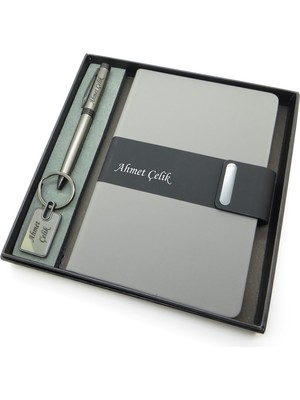 Signator® Codex | N378 Kişiye Özel Defterli Set - Isme Özel Gri Kalem + Isme Özel Gri Defter + Isme Özel Anahtarlık | Isme Özel Kutusunda Hediyelik Set