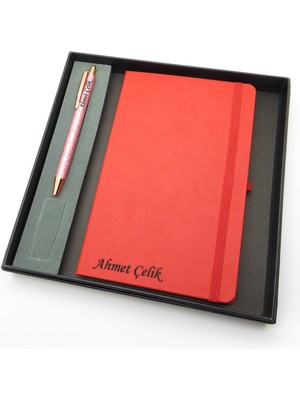 Signator® Codex | N249 Kişiye Özel Defterli Set - Isme Özel Pembe Kalem + Isme Özel Kırmızı Defter | Isme Özel Kutusunda Hediyelik Set