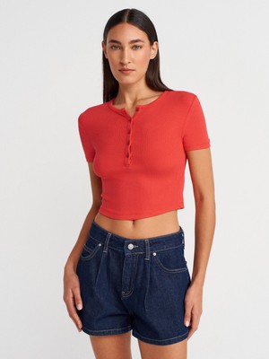 31647 Düğme Detaylı Crop Top-Kırmızı