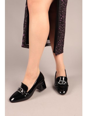 Malven Elmas Tokalı Rugan Topuklu Ayakkabı Siyah